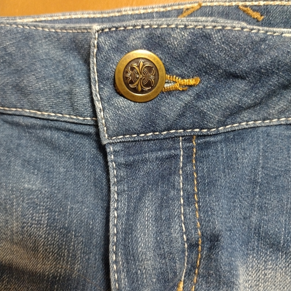 No Boundaries Rip Shorts - Picture 4 of 6